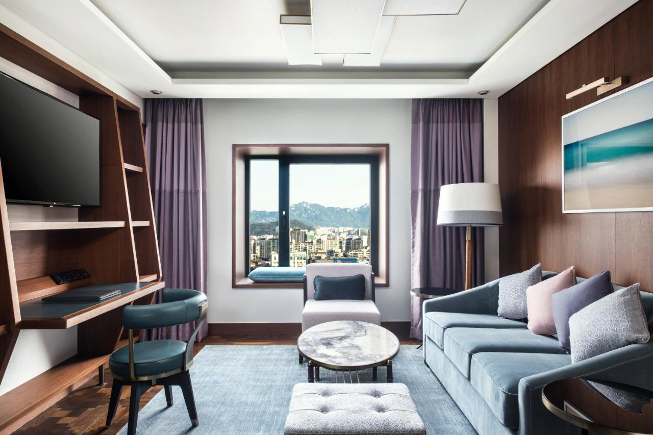 Le Meridien Hotel 5*