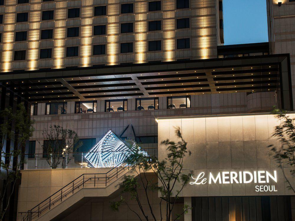 Le Meridien Hotel